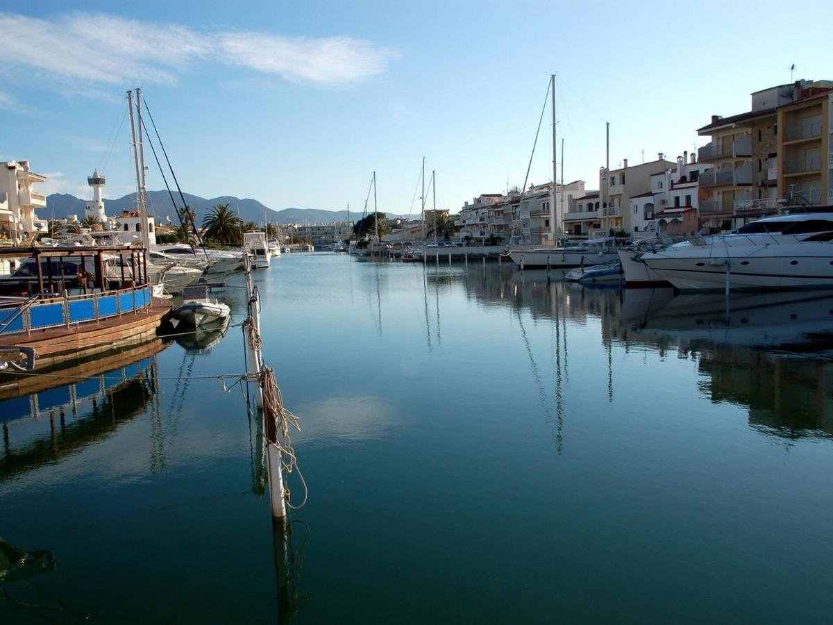 Pierre & Vacances Empuriabrava Marina מראה חיצוני תמונה