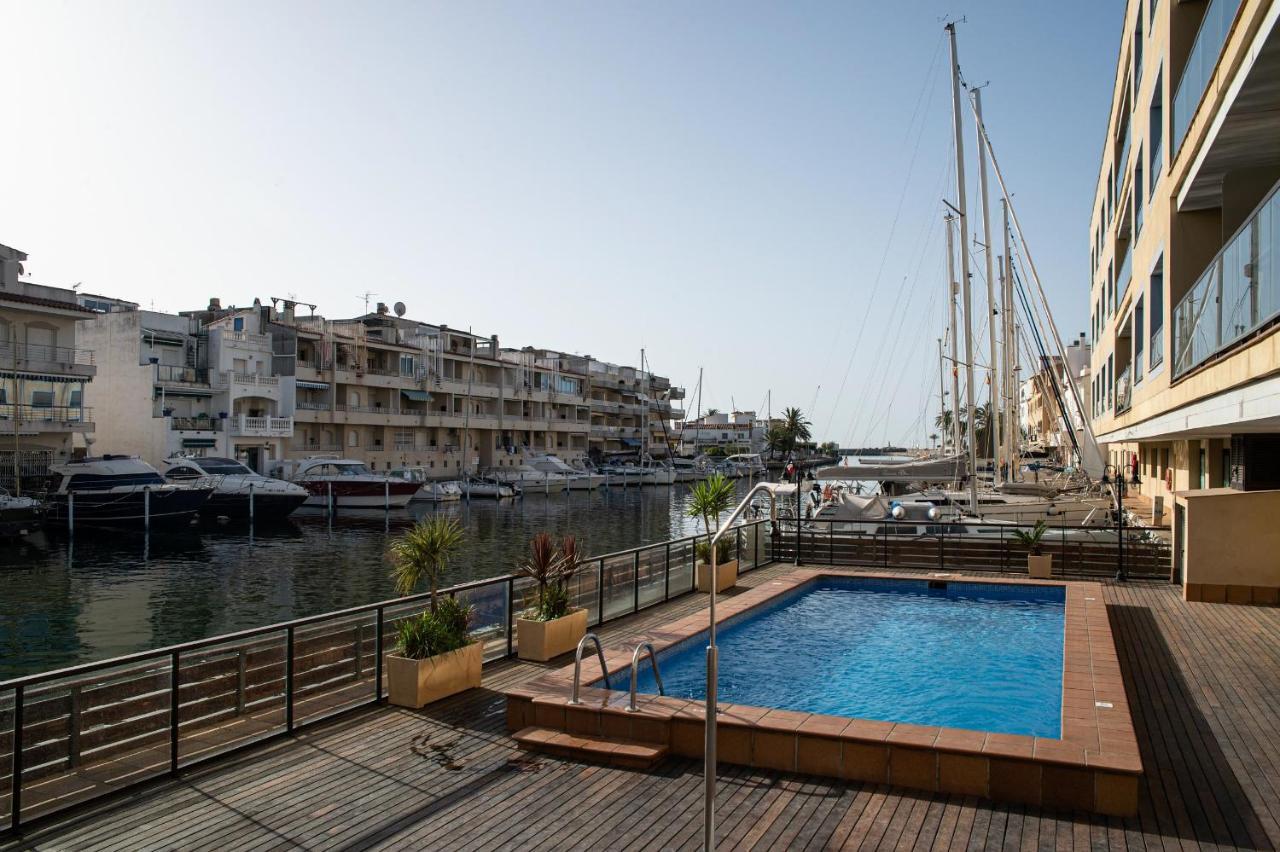Pierre & Vacances Empuriabrava Marina מראה חיצוני תמונה
