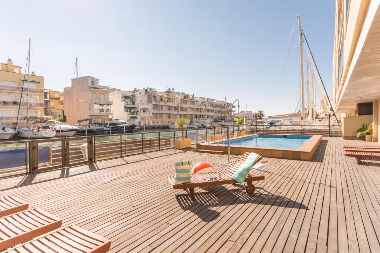 Pierre & Vacances Empuriabrava Marina מראה חיצוני תמונה