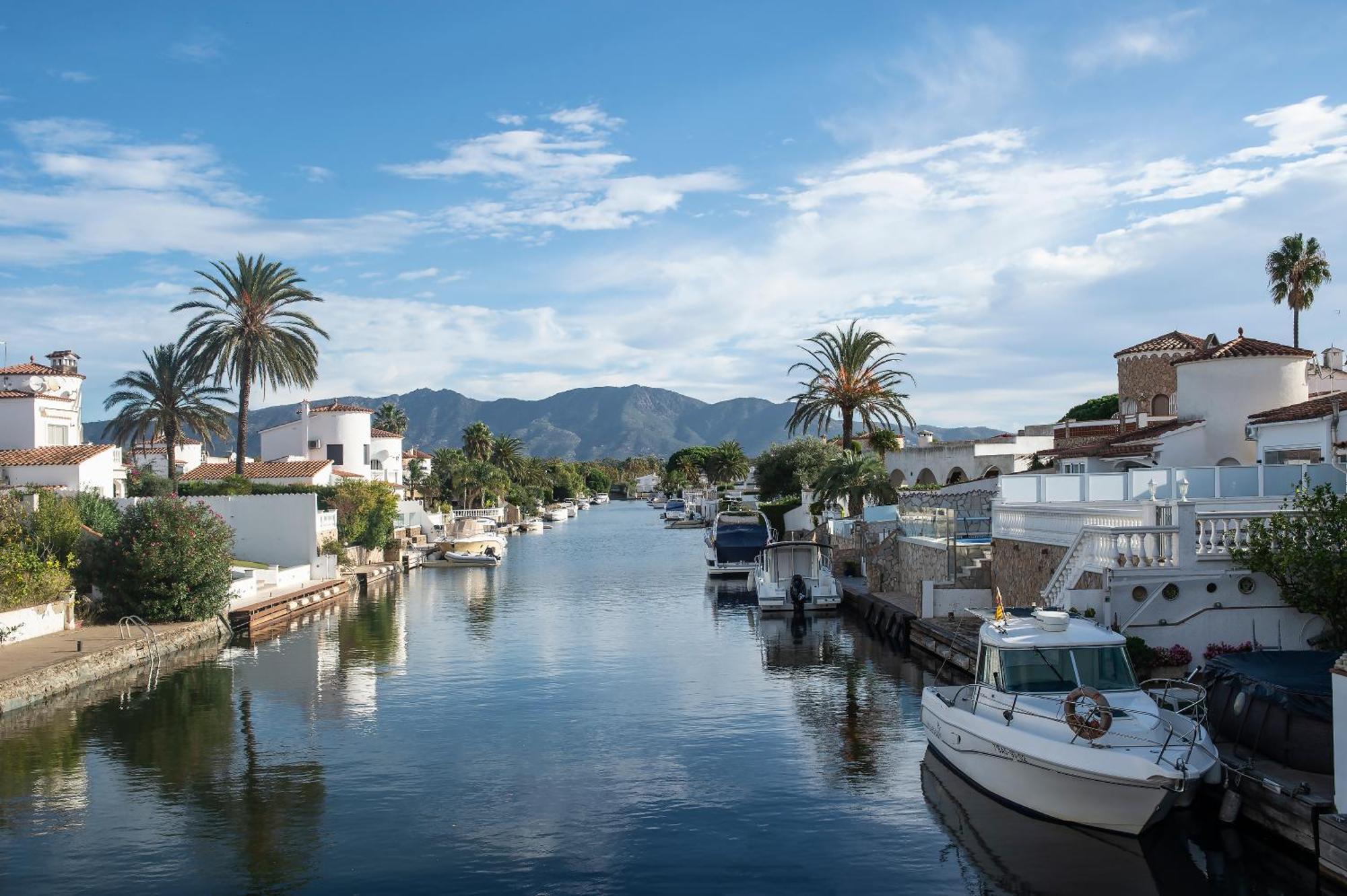 Pierre & Vacances Empuriabrava Marina מראה חיצוני תמונה
