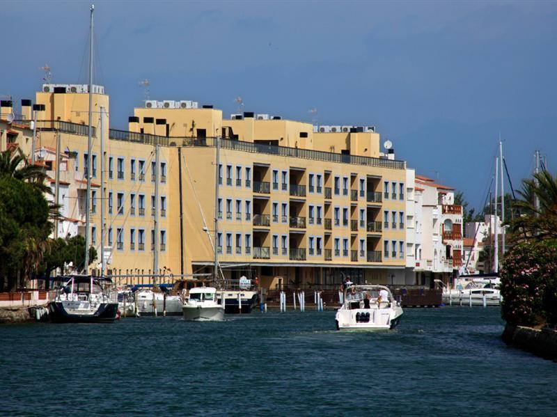 Pierre & Vacances Empuriabrava Marina מראה חיצוני תמונה