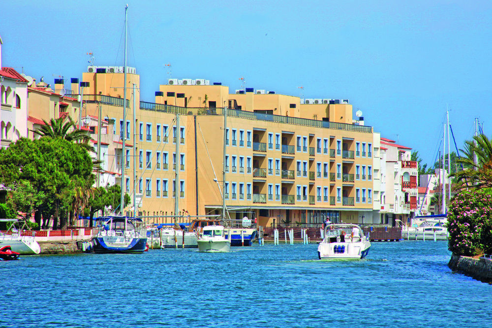 Pierre & Vacances Empuriabrava Marina מראה חיצוני תמונה