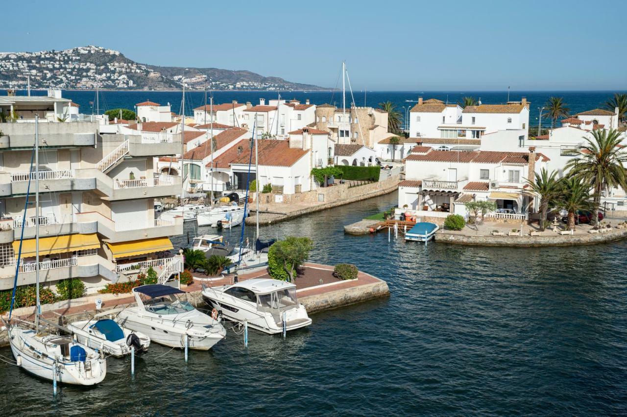 Pierre & Vacances Empuriabrava Marina מראה חיצוני תמונה